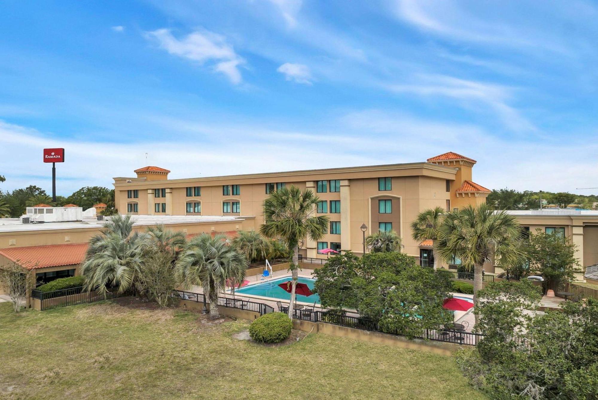 Ramada By Wyndham Jacksonville I-95 By Butler Blvd Luaran gambar